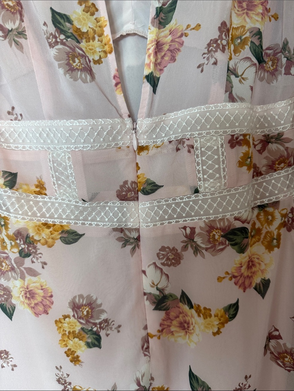 For Love & Lemons Isadora Mini
Dress NWT size Medium - Picture 8 of 9